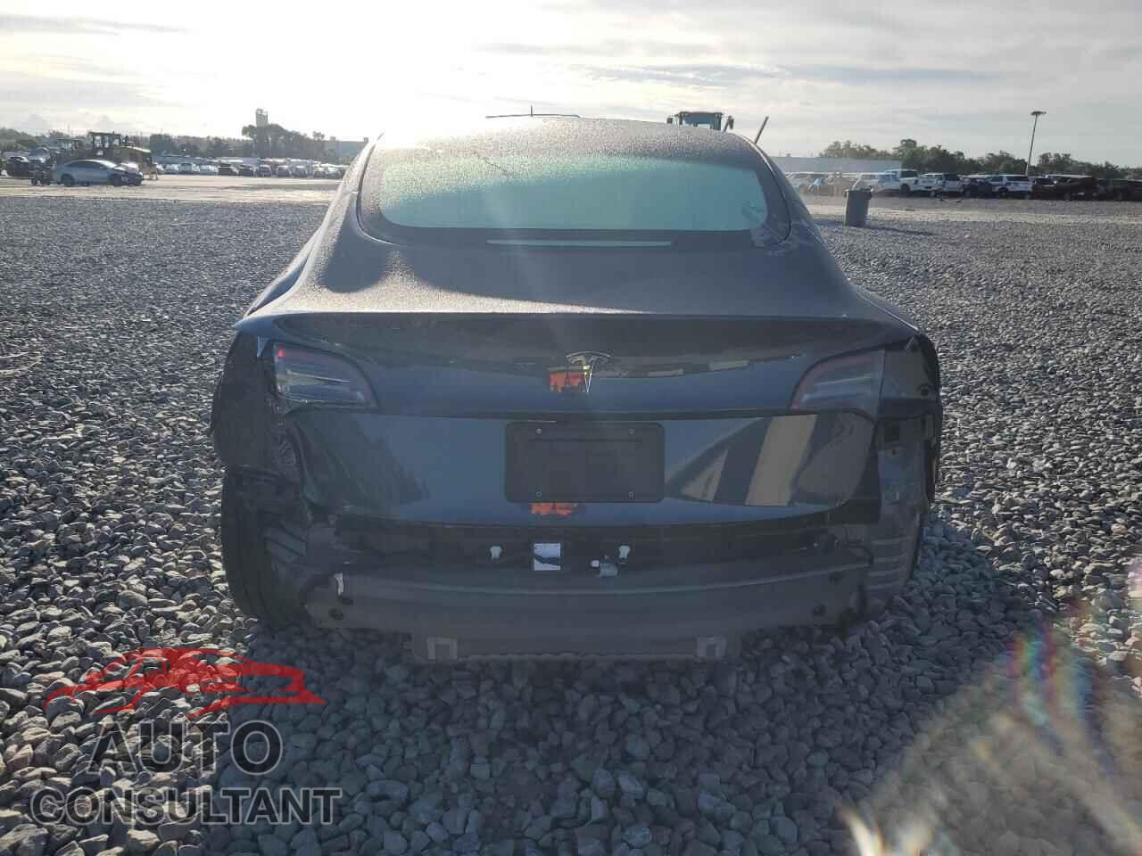 TESLA MODEL 3 2023 - 5YJ3E1EA9PF604048