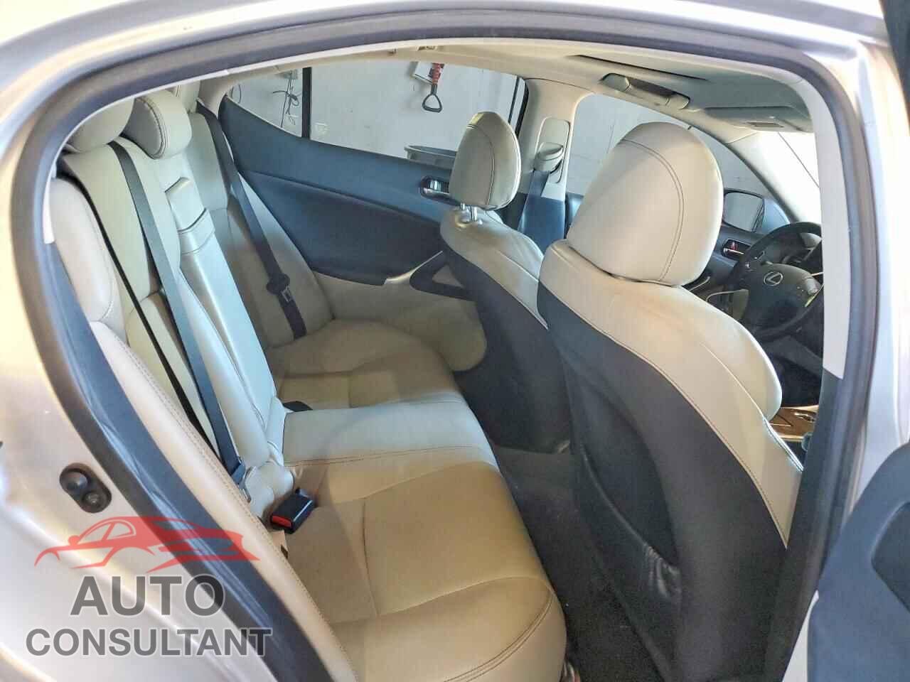 LEXUS IS 2010 - JTHBF5C27A2095193