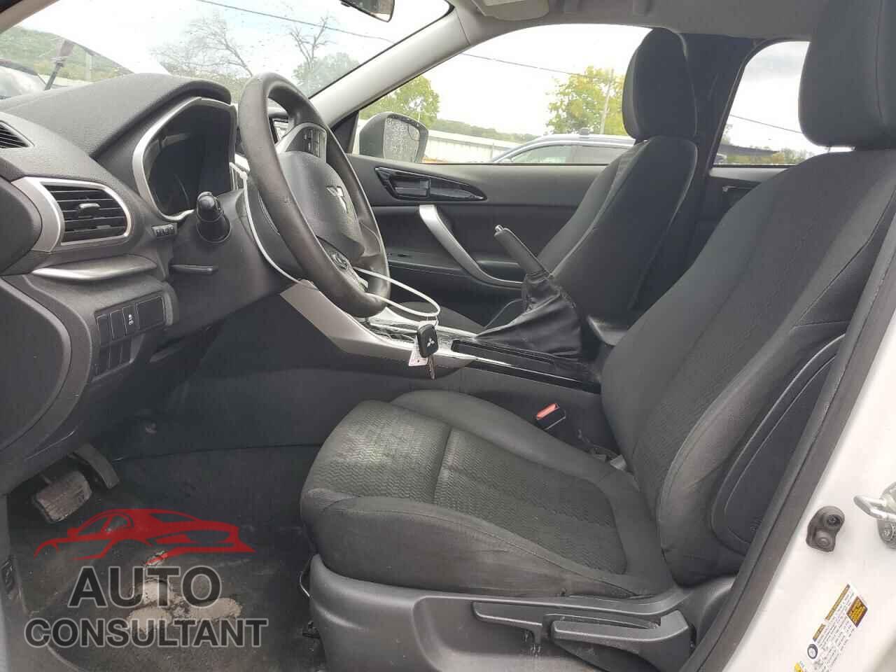 MITSUBISHI ECLIPSE 2018 - JA4AS3AAXJZ048166