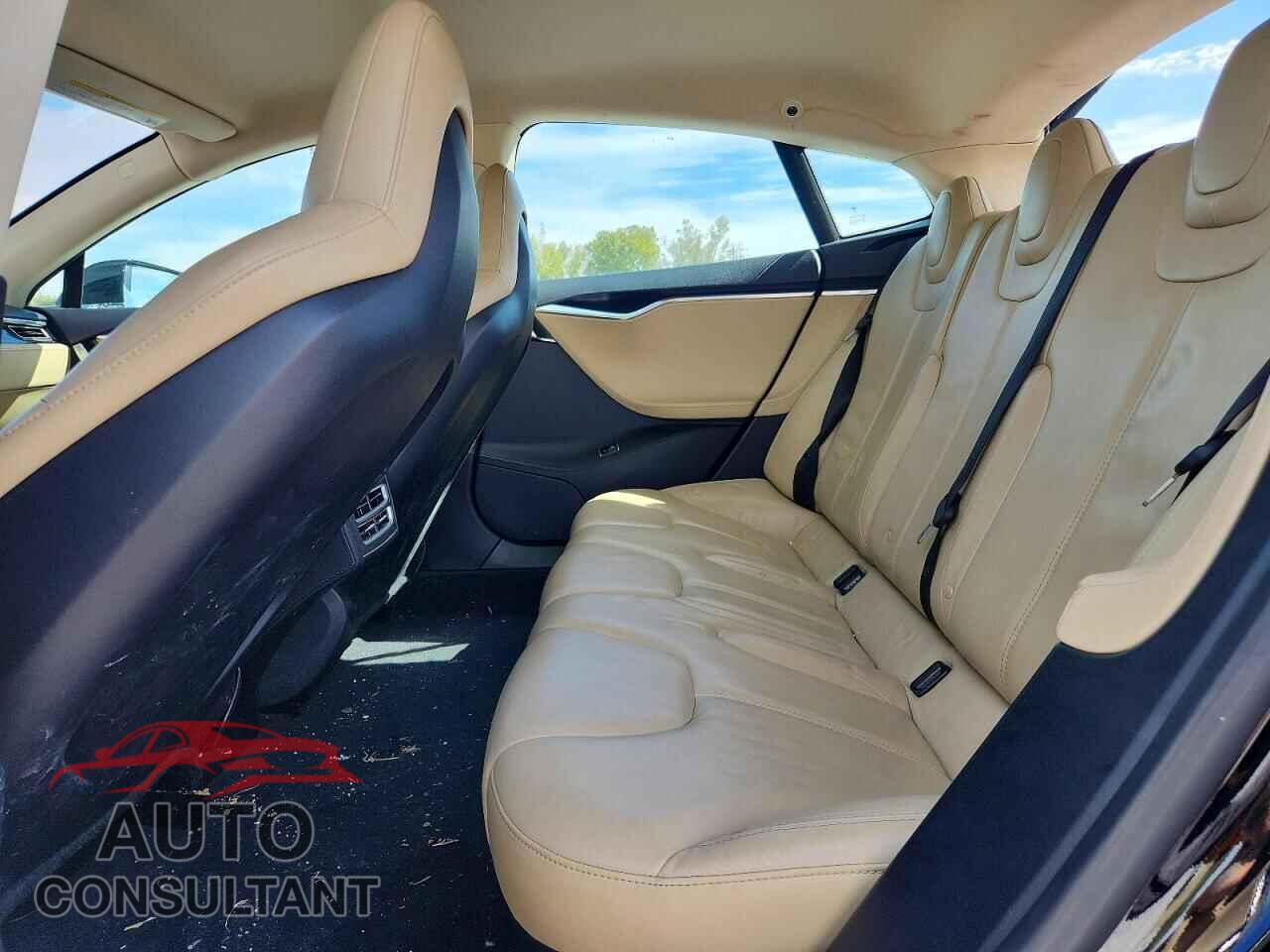 TESLA MODEL S 2013 - 5YJSA1CN2DFP14741