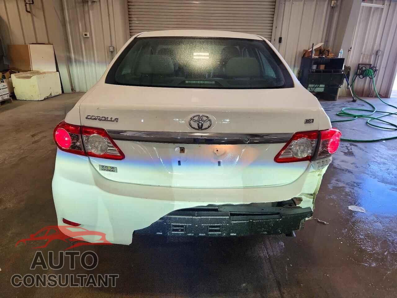 TOYOTA COROLLA 2012 - 2T1BU4EEXCC808911