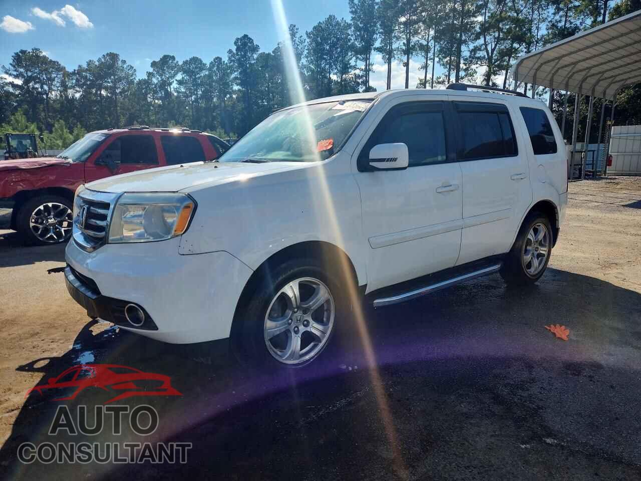 HONDA PILOT 2013 - 5FNYF3H72DB008676