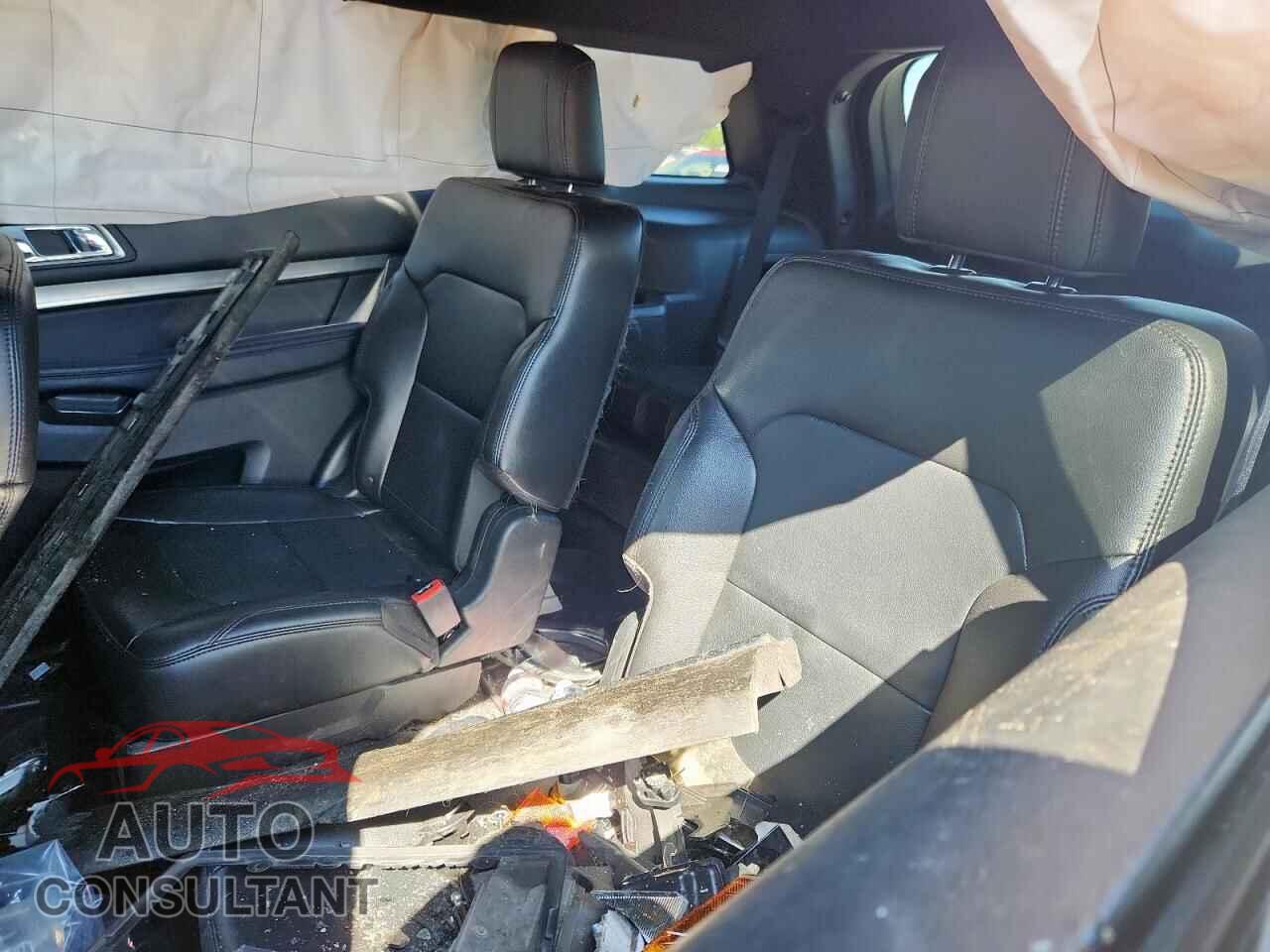 FORD EXPLORER 2018 - 1FM5K7D82JGB42122
