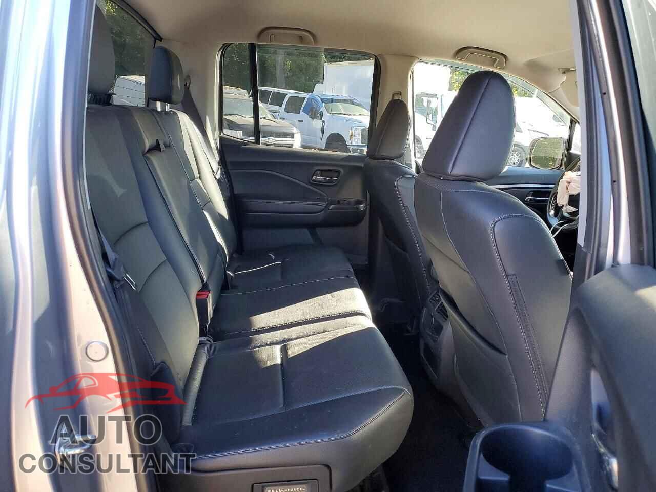 HONDA RIDGELINE 2017 - 5FPYK3F63HB027014