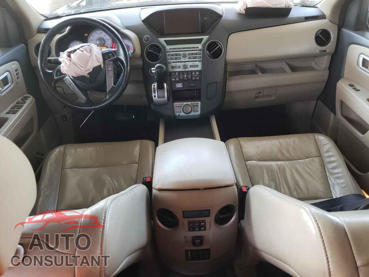 HONDA PILOT 2011 - 5FNYF4H91BB072017