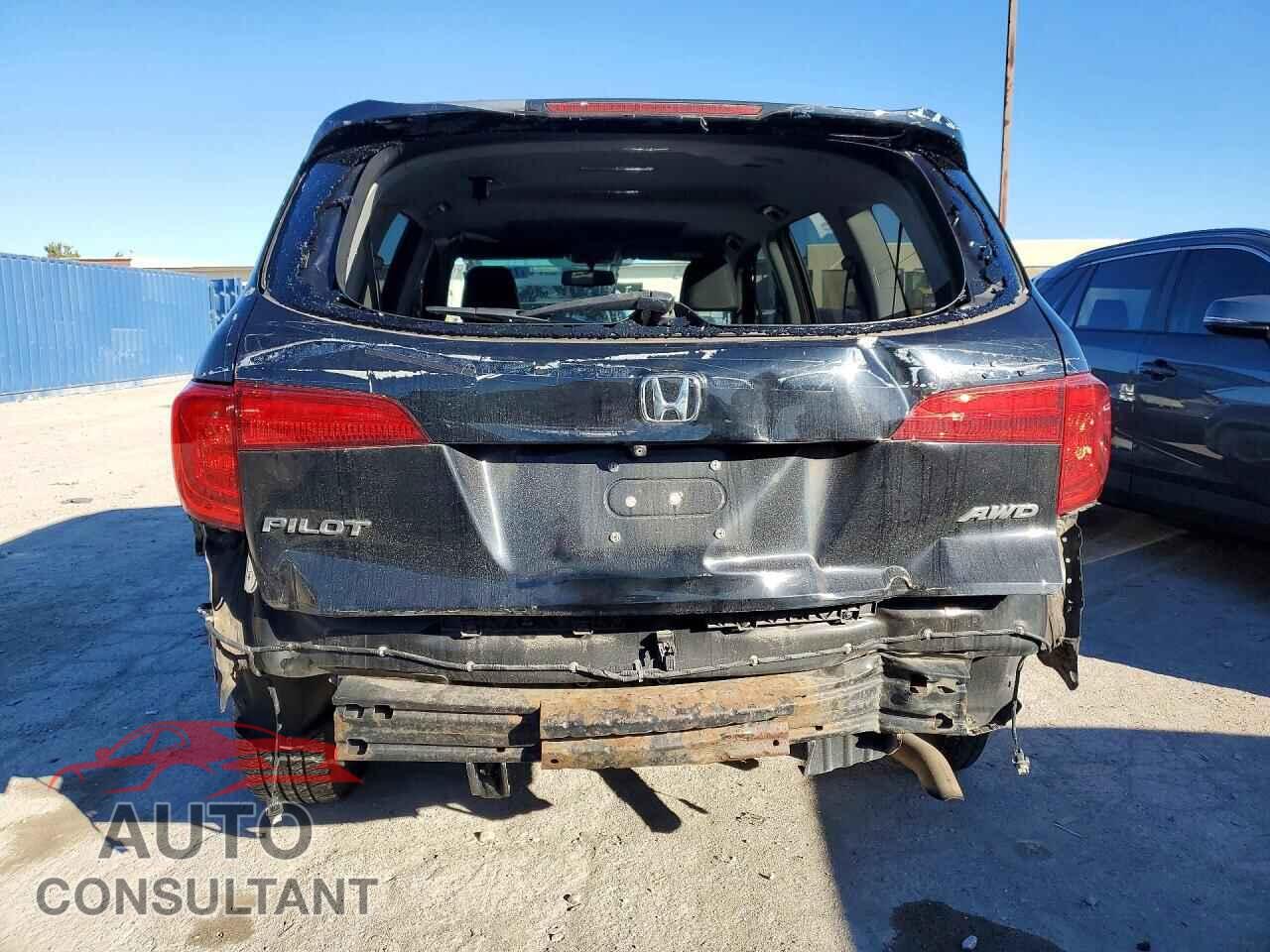 HONDA PILOT 2017 - 5FNYF6H71HB048481