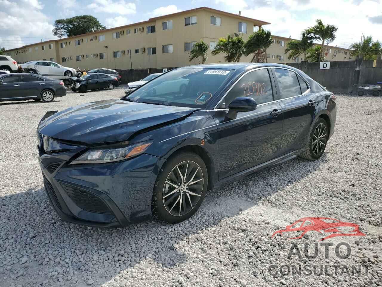 TOYOTA CAMRY 2021 - 4T1G11AK6MU597621