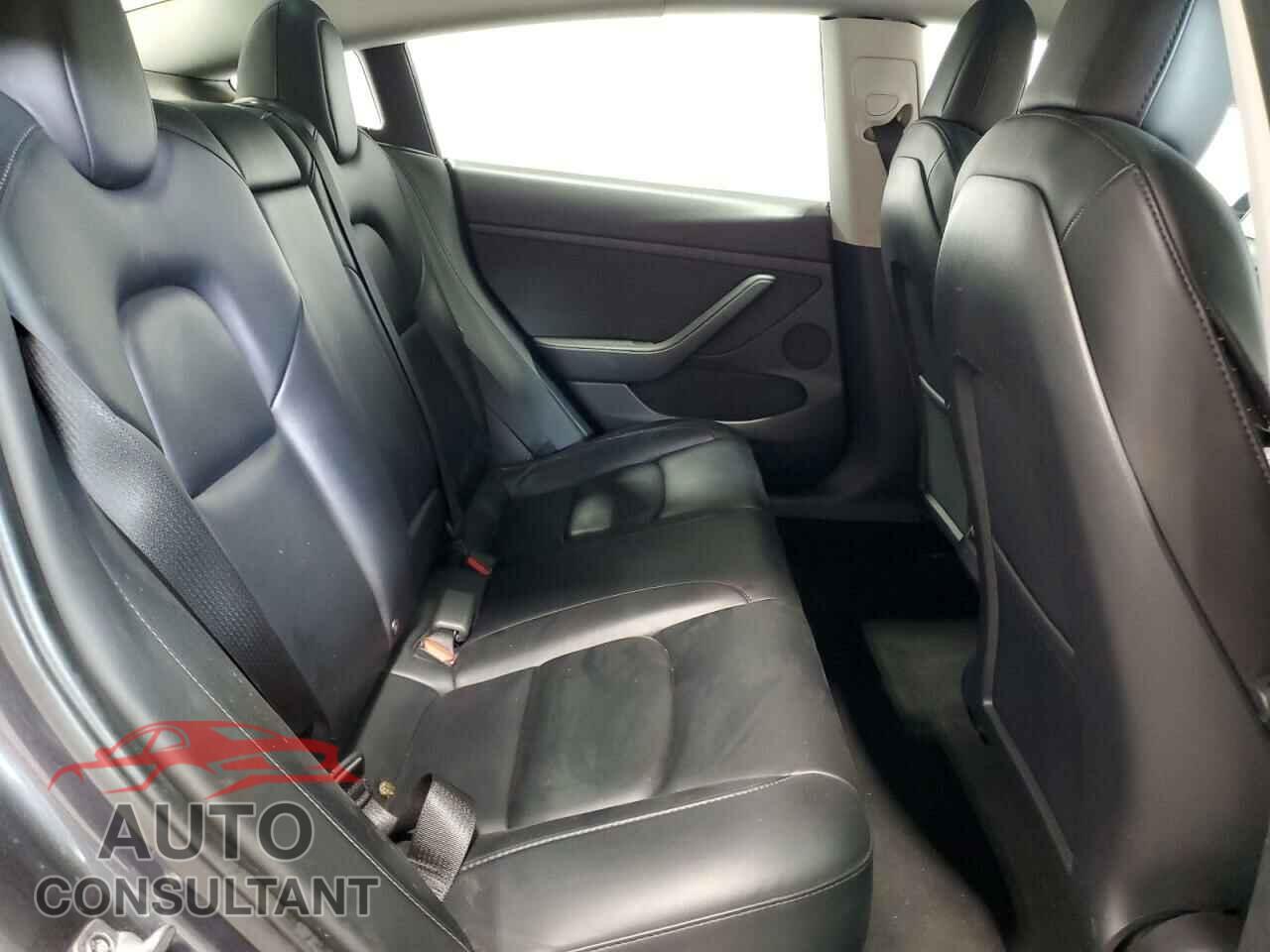TESLA MODEL 3 2022 - 5YJ3E1EA7NF286444