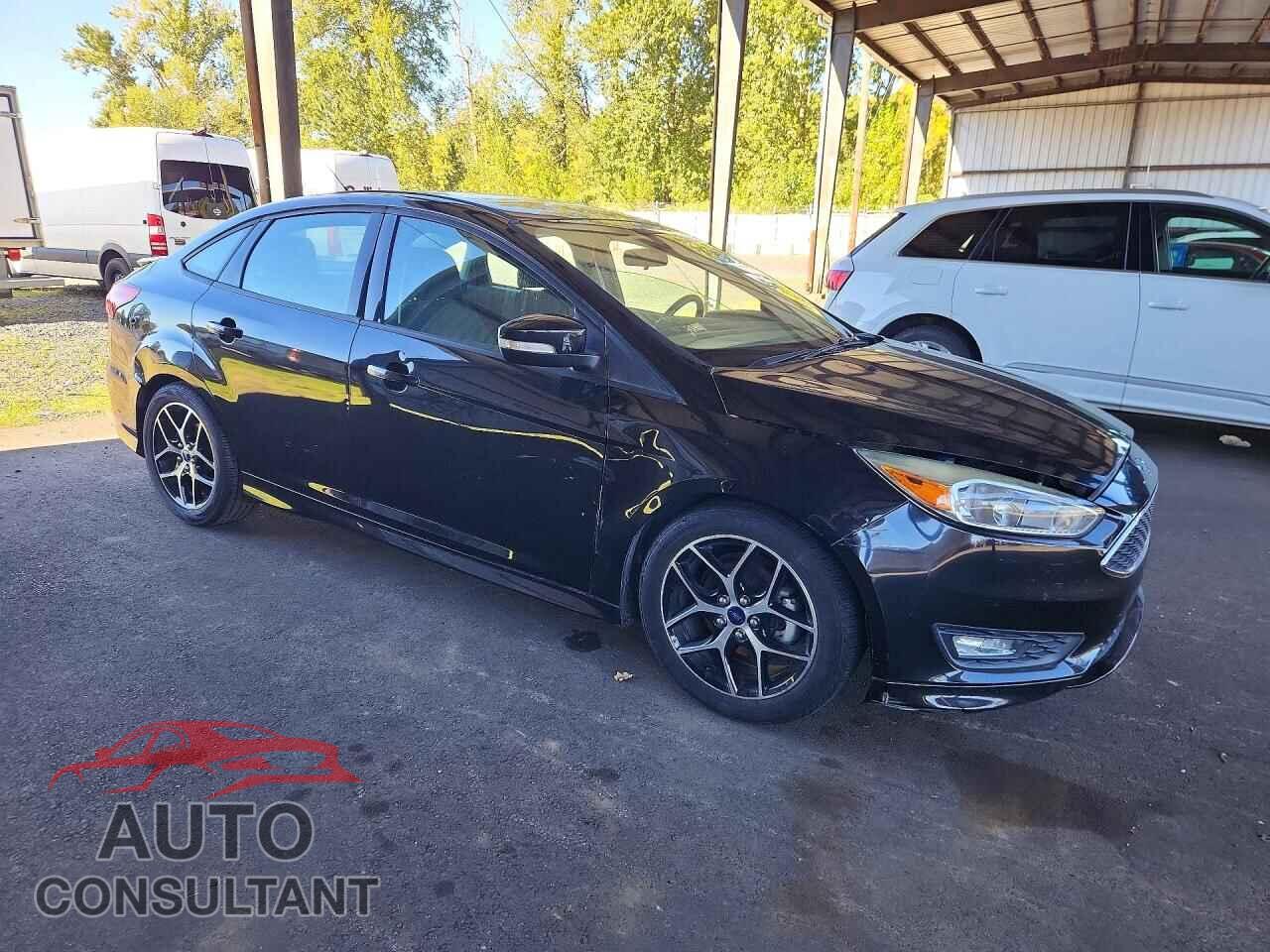 FORD FOCUS 2015 - 1FADP3F22FL364117