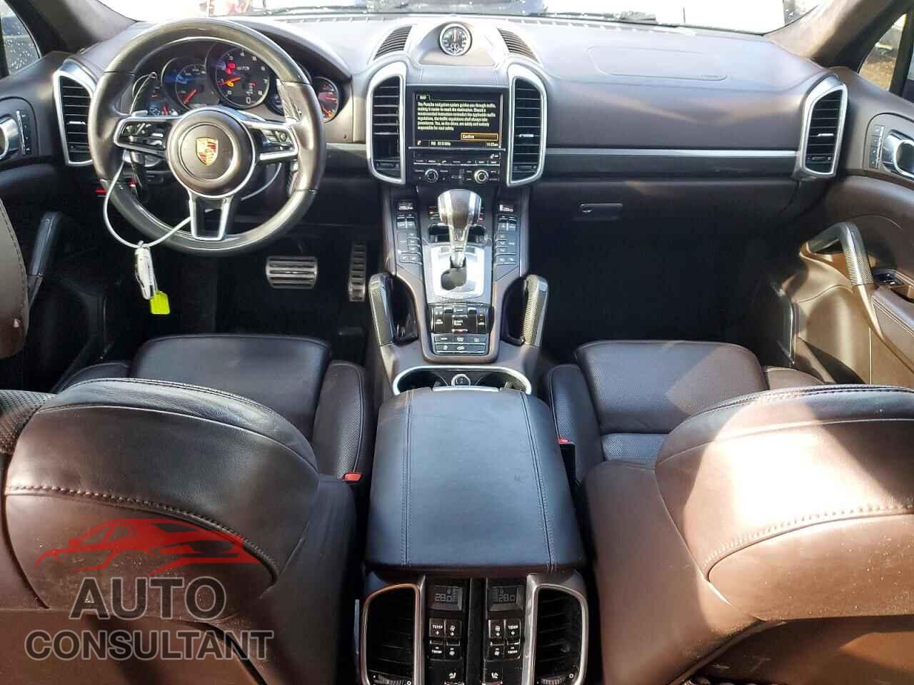 PORSCHE CAYENNE 2016 - WP1AD2A26GLA71926