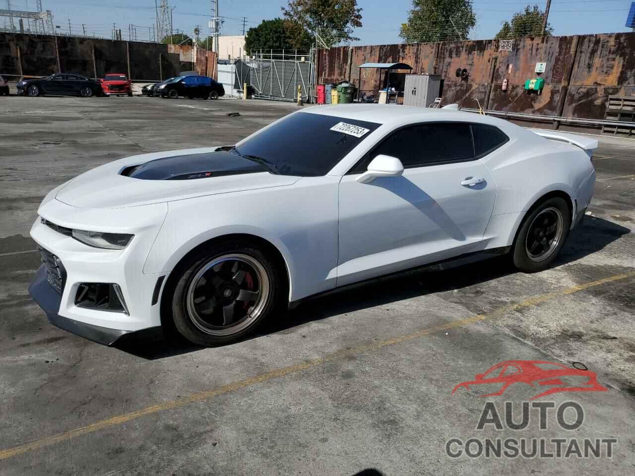 CHEVROLET CAMARO 2018 - 1G1FJ1R69J0160344