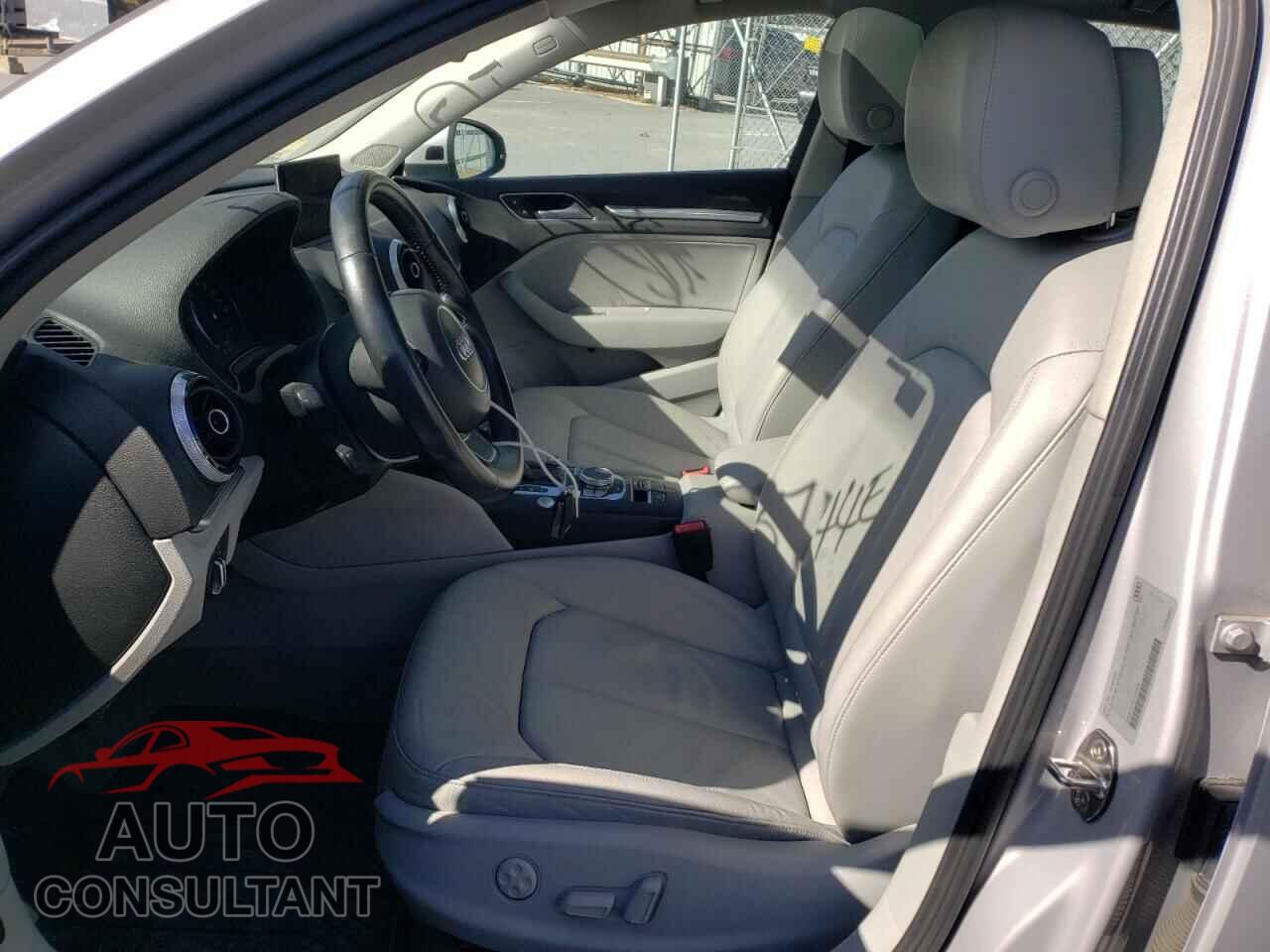 AUDI A3 2015 - WAUEFGFF5F1020608