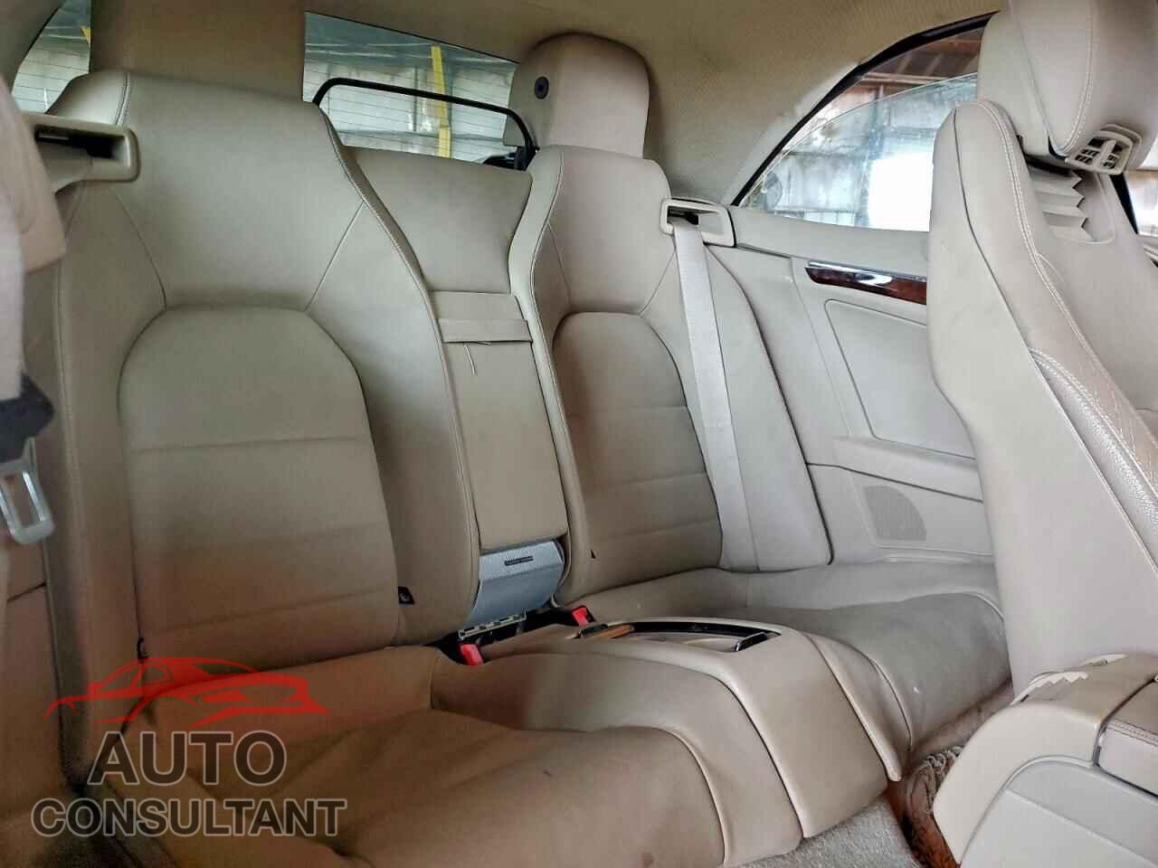 MERCEDES-BENZ E-CLASS 2011 - WDDKK5GF7BF089548