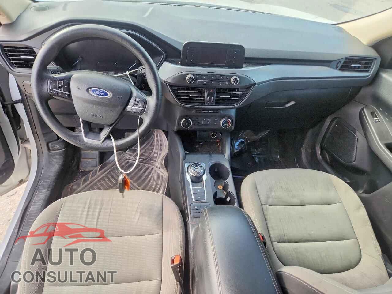 FORD ESCAPE 2020 - 1FMCU0F6XLUA32833