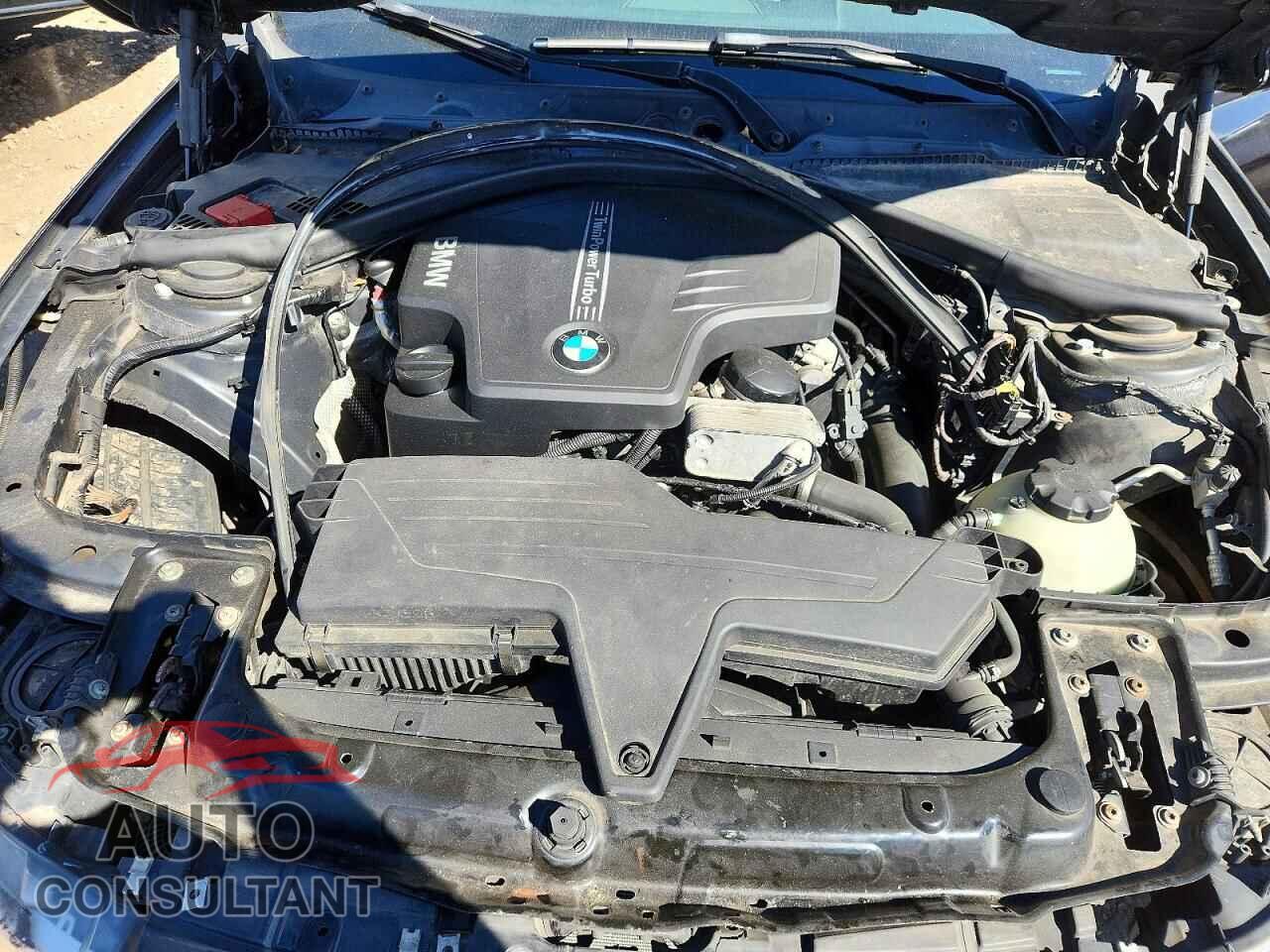 BMW 3 SERIES 2013 - WBA3B3C56DF539223