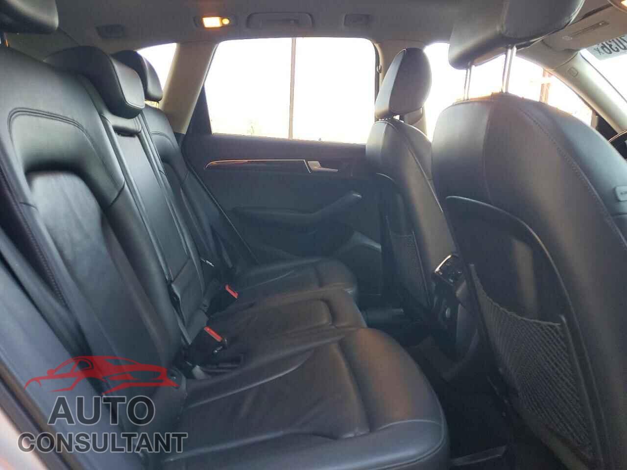 AUDI Q5 2012 - WA1LFAFP0CA052078