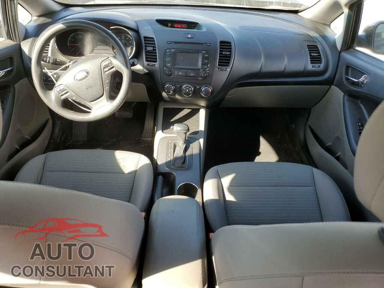 KIA FORTE 2016 - KNAFX4A62G5460657