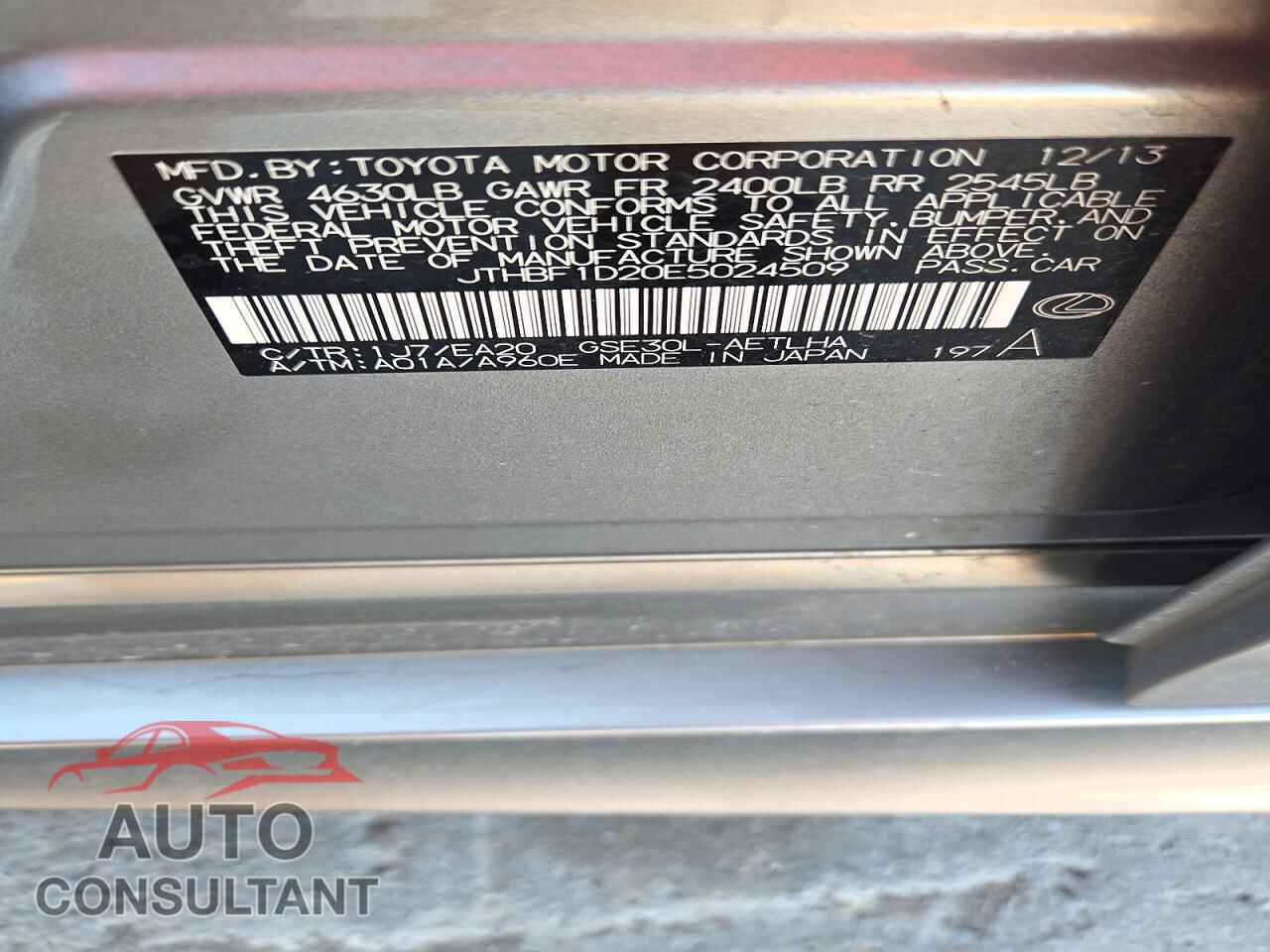 LEXUS IS 2014 - JTHBF1D20E5024509