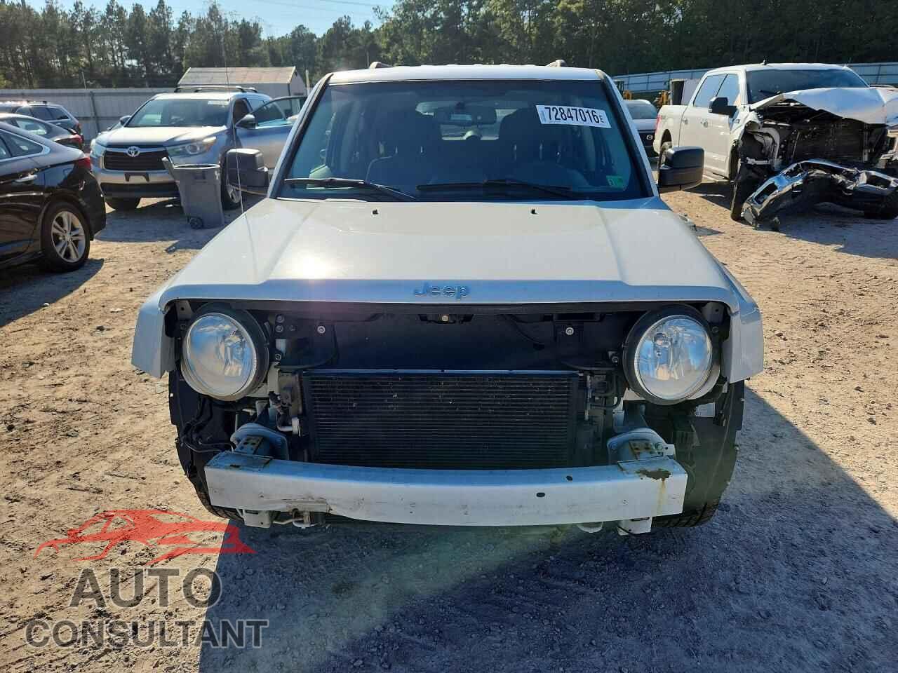 JEEP PATRIOT 2015 - 1C4NJPFB2FD318482