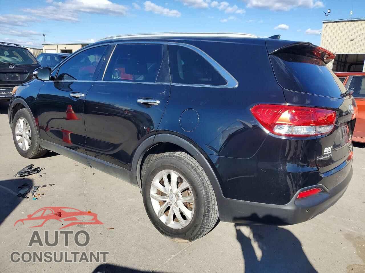 KIA SORENTO 2018 - 5XYPG4A33JG384877