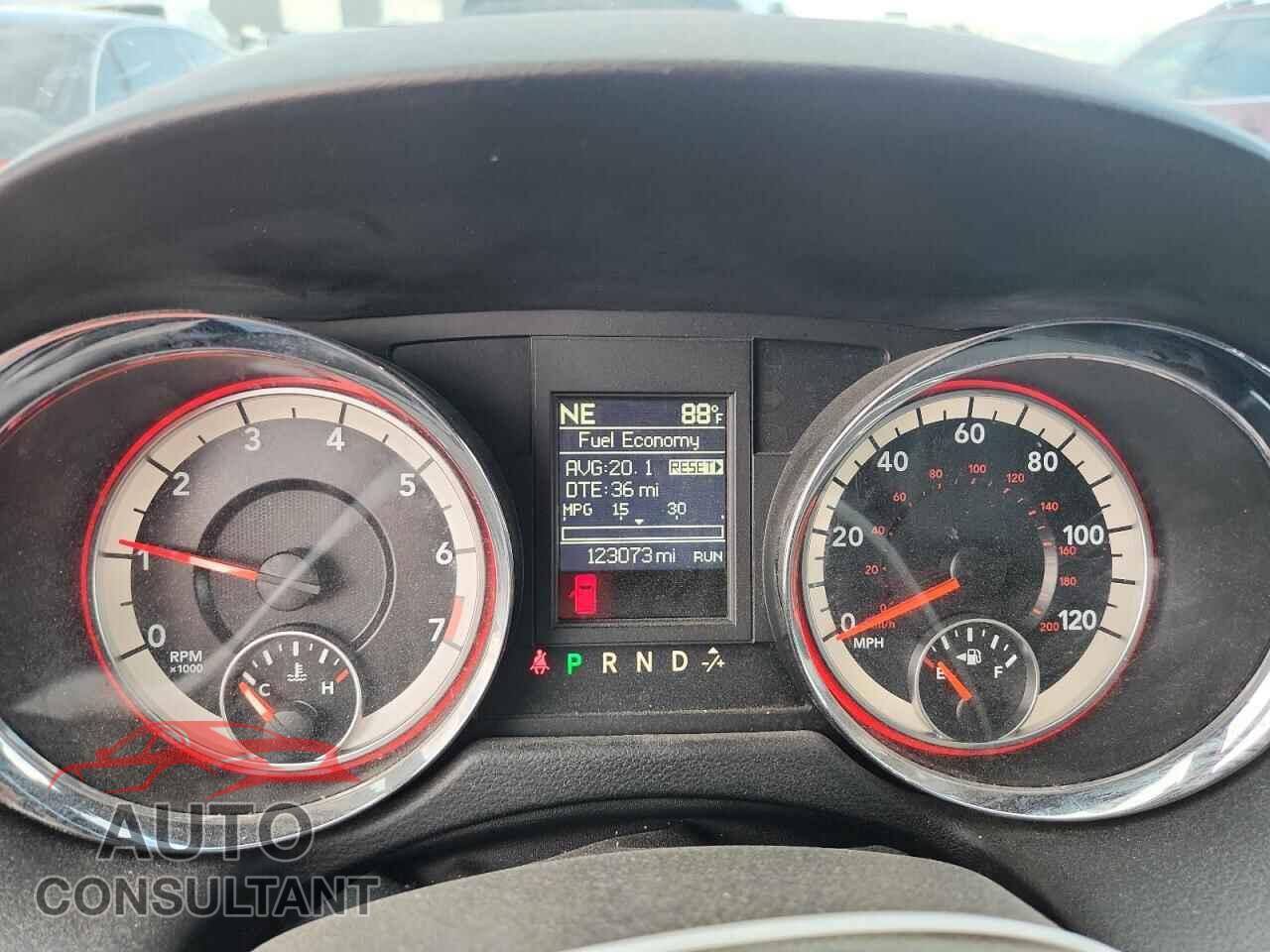 DODGE CARAVAN 2017 - 2C4RDGEG9HR712812