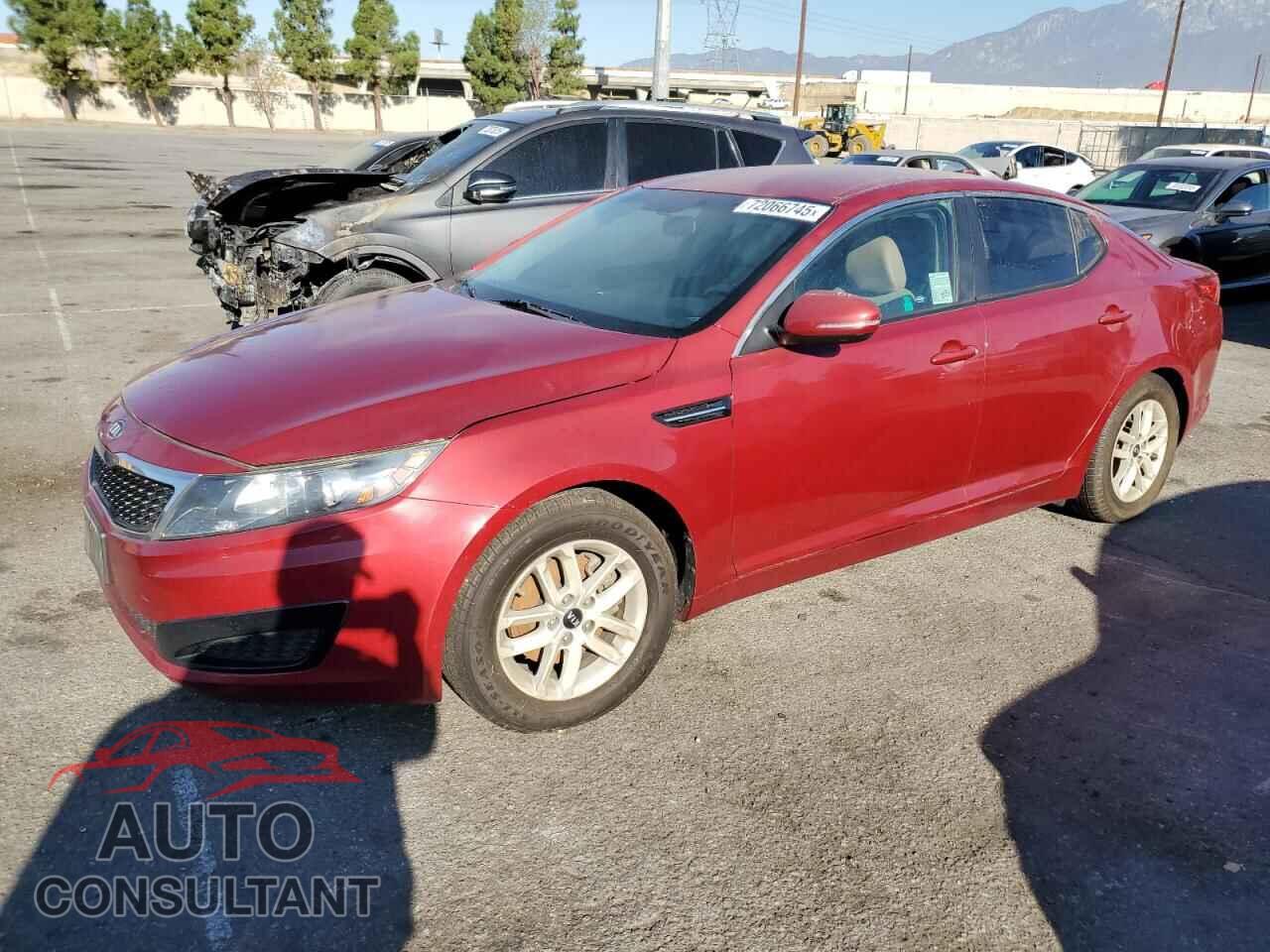 KIA OPTIMA 2011 - KNAGM4A75B5172128