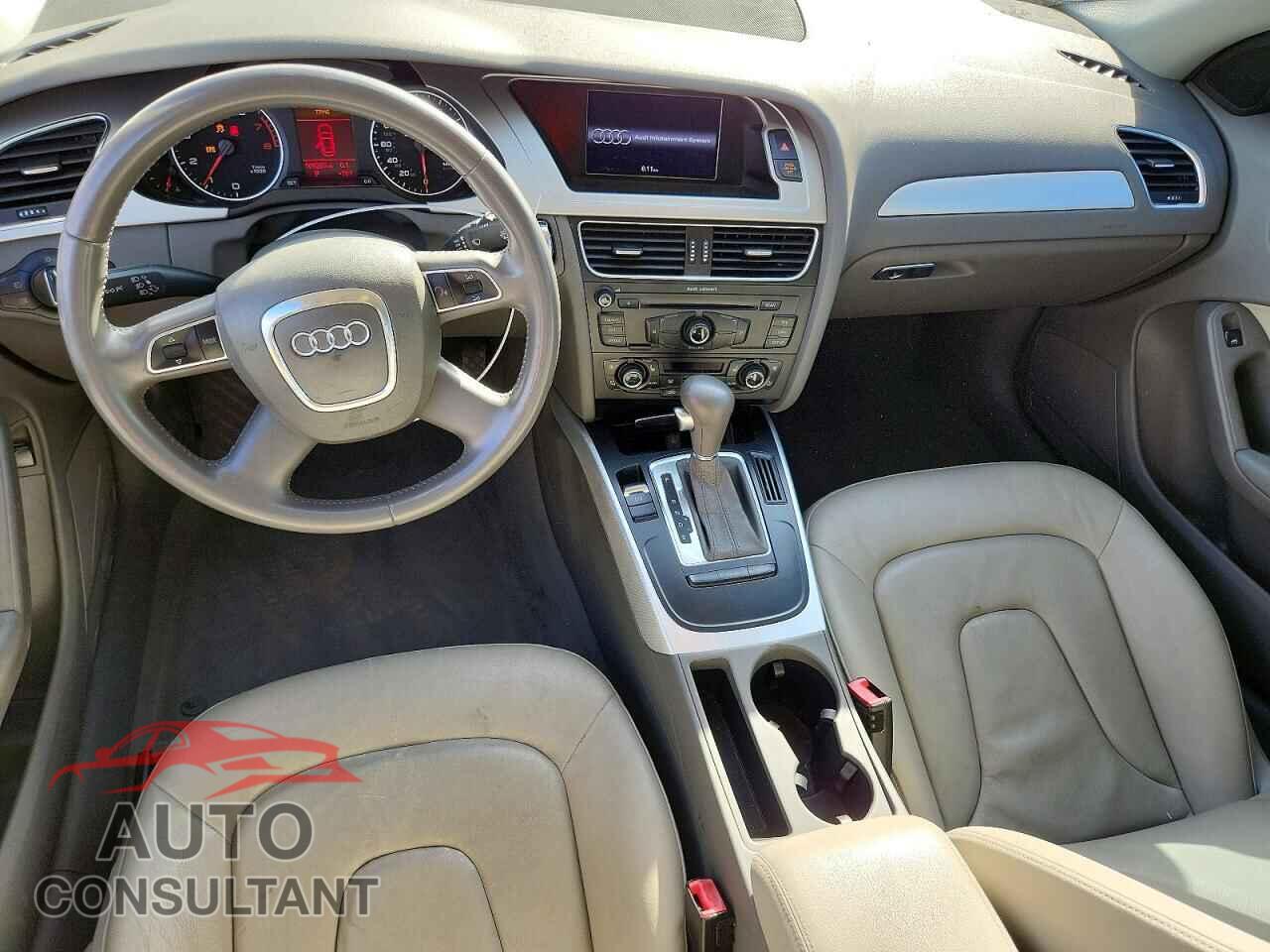 AUDI A4 2012 - WAUEFAFL1CA112023