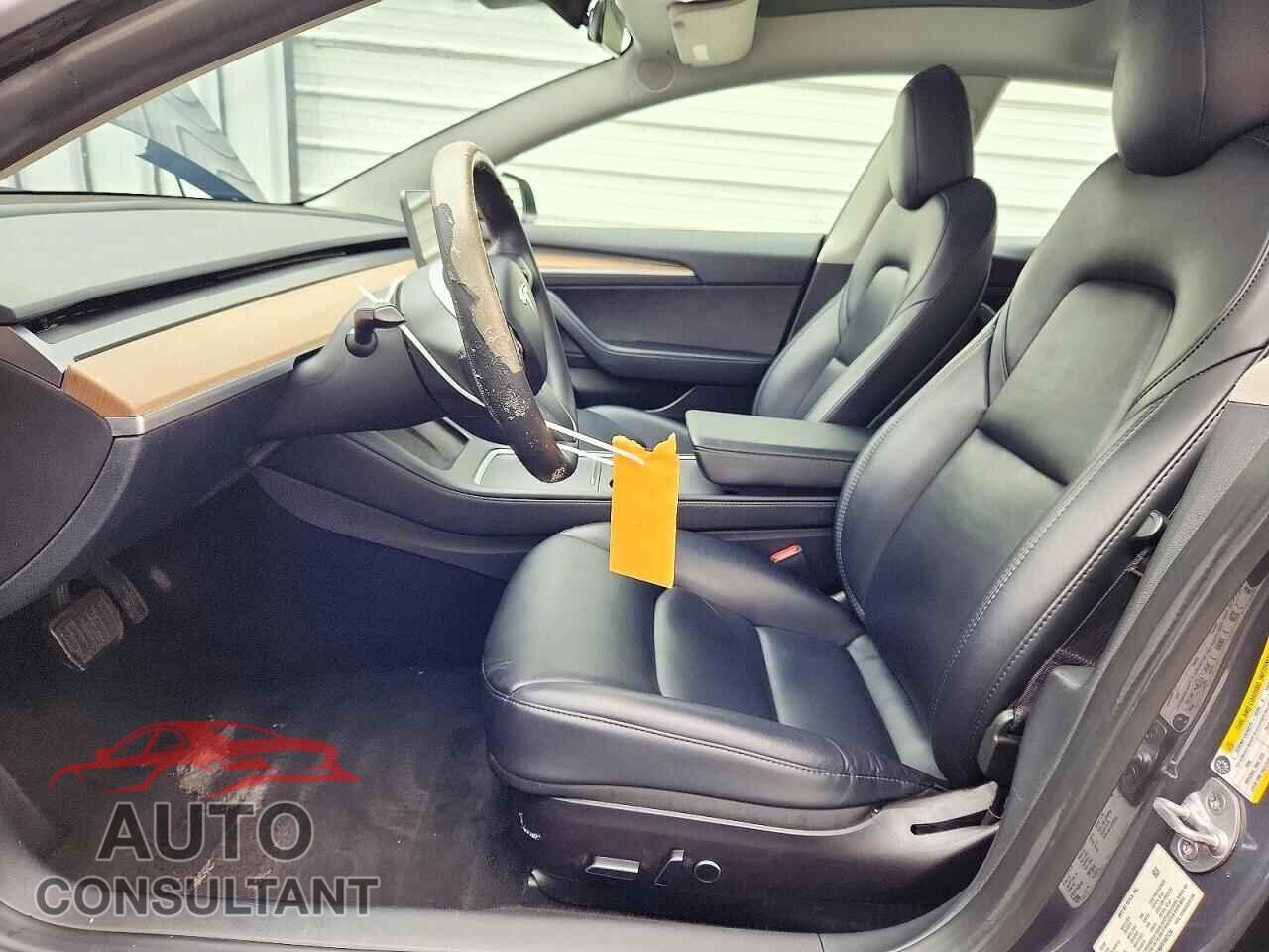 TESLA MODEL 3 2023 - 5YJ3E1EA5PF447134