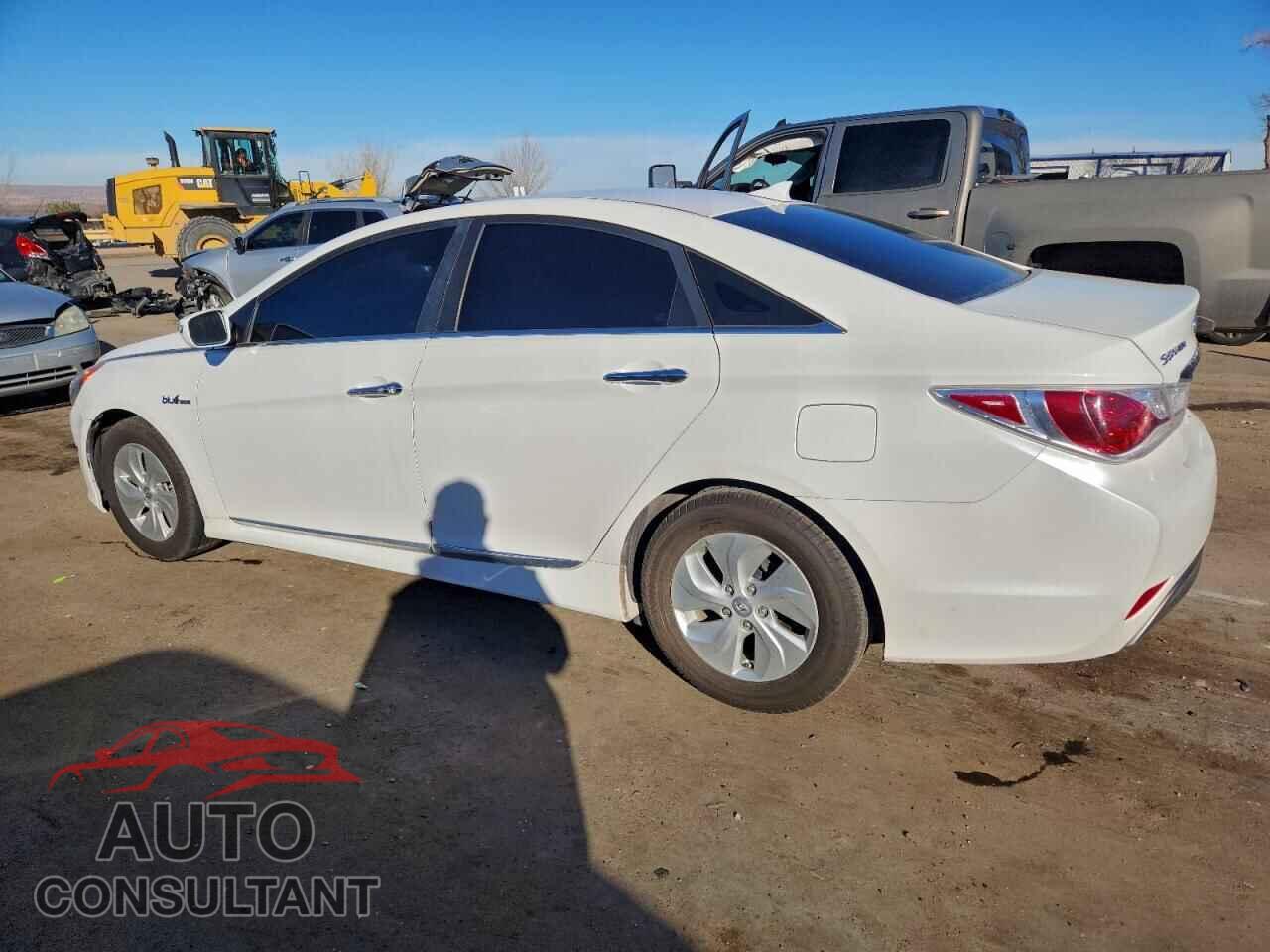 HYUNDAI SONATA 2015 - KMHEC4A48FA133531