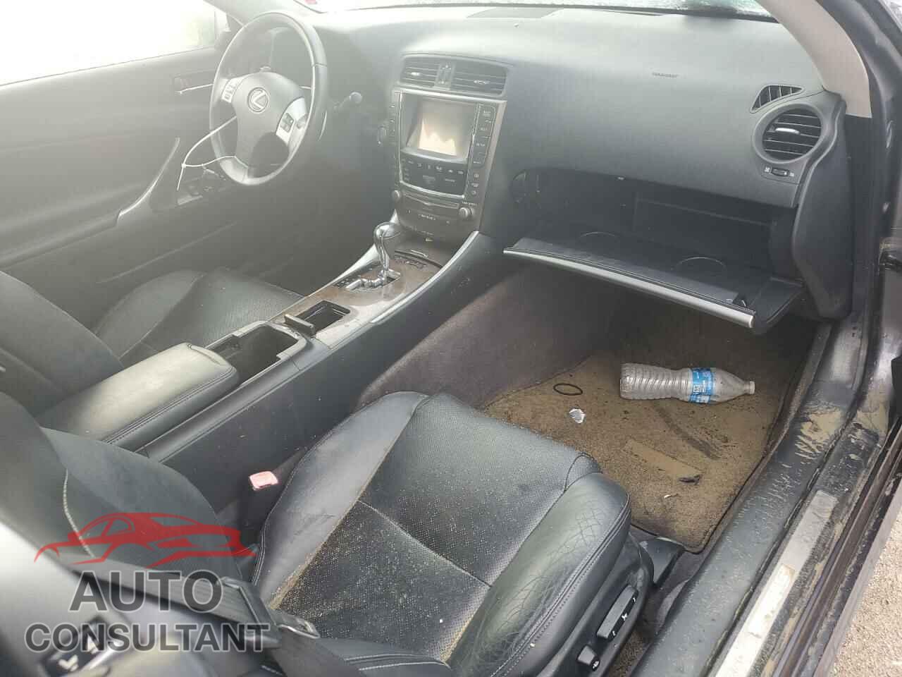 LEXUS IS 2013 - JTHFF2C26D2527390