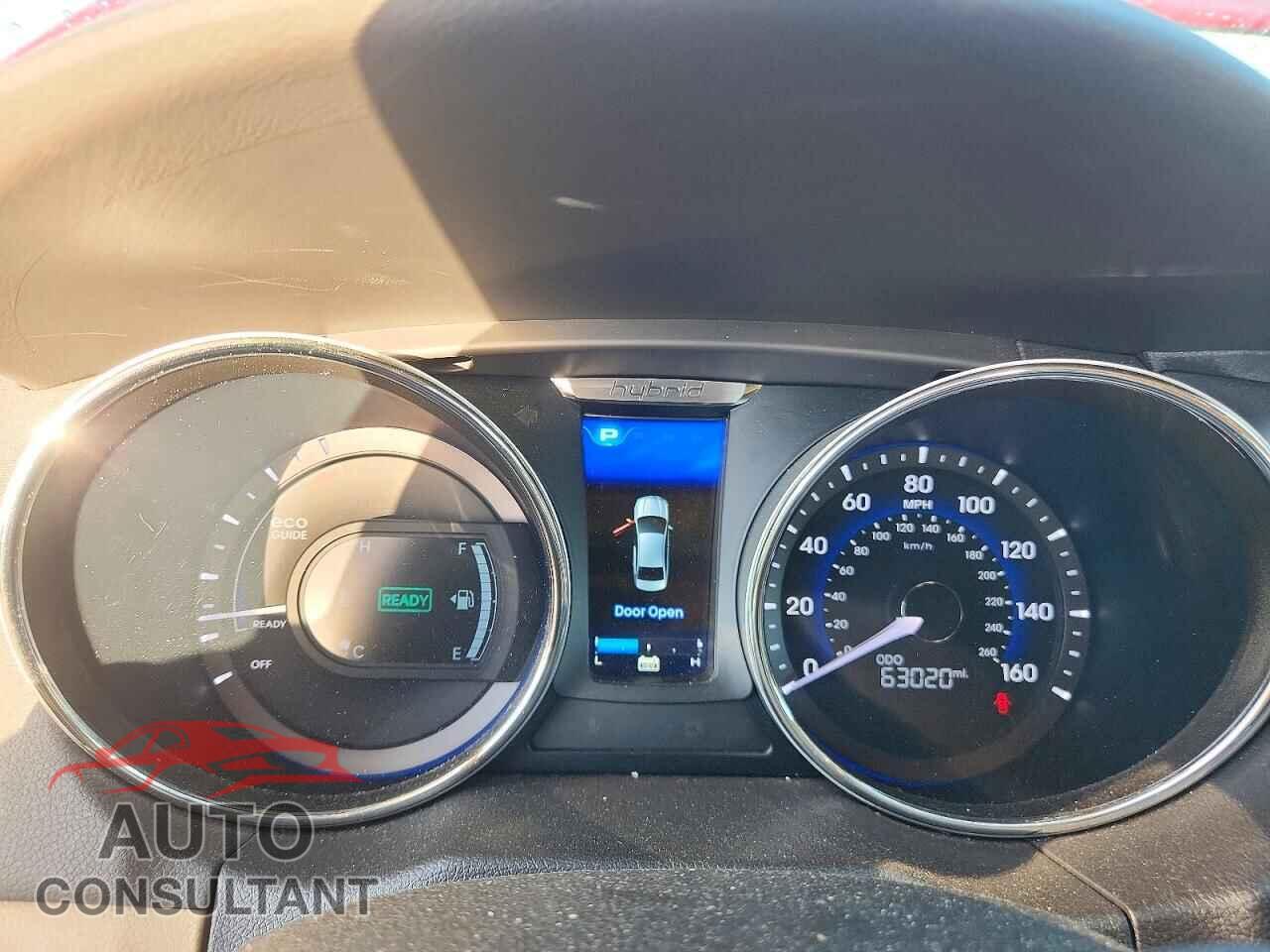 HYUNDAI SONATA 2012 - KMHEC4A40CA036450