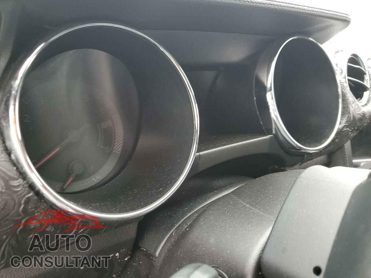 FORD MUSTANG 2017 - 1FA6P8CF2H5270680