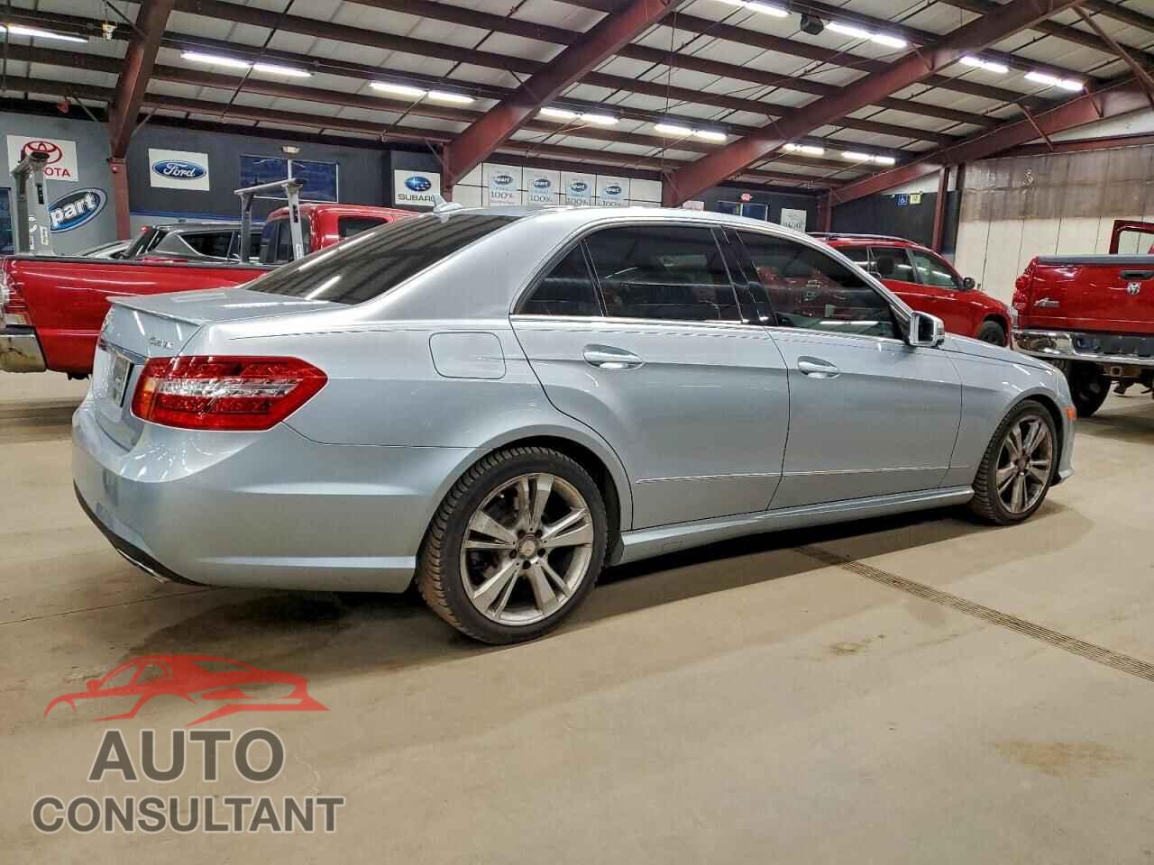 MERCEDES-BENZ E-CLASS 2013 - WDDHF8JB0DA723272