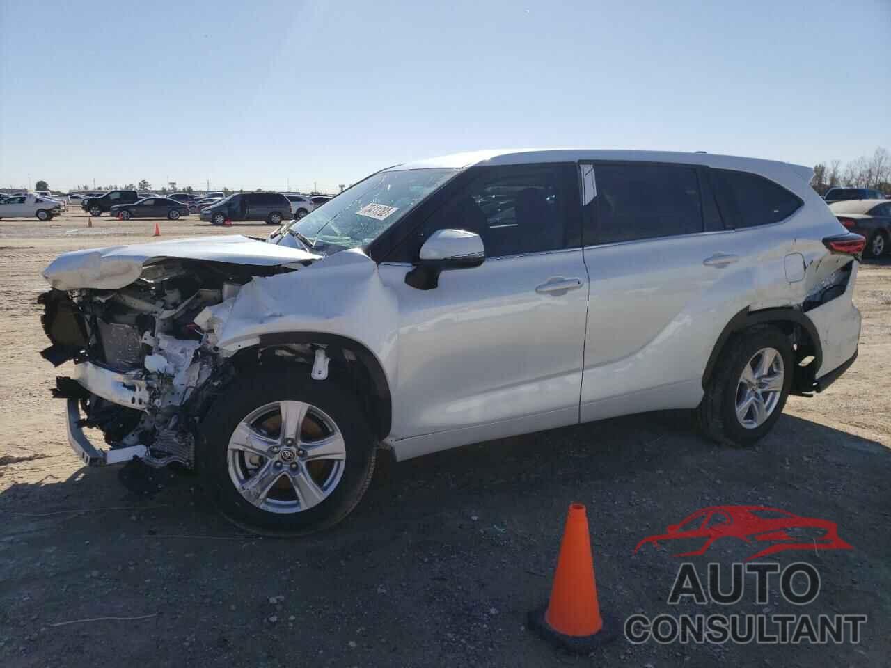 TOYOTA HIGHLANDER 2022 - 5TDZZRAHXNS130779