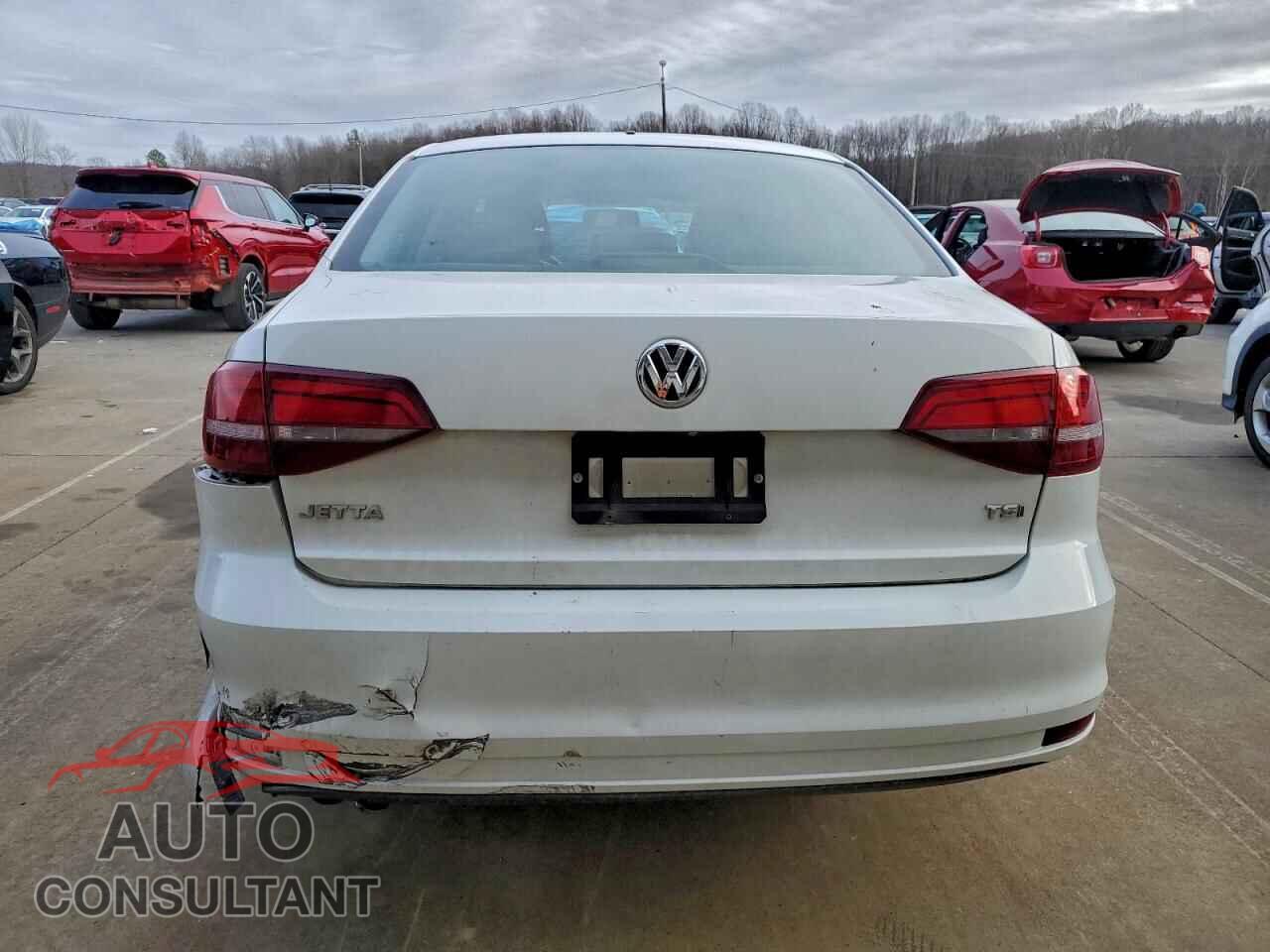 VOLKSWAGEN JETTA 2018 - 3VW2B7AJ2JM247535