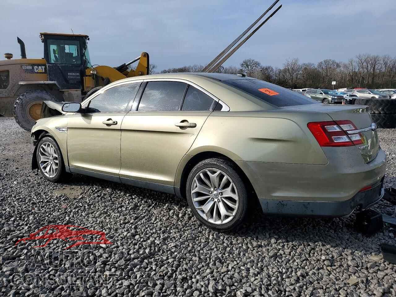 FORD TAURUS 2013 - 1FAHP2F83DG221859