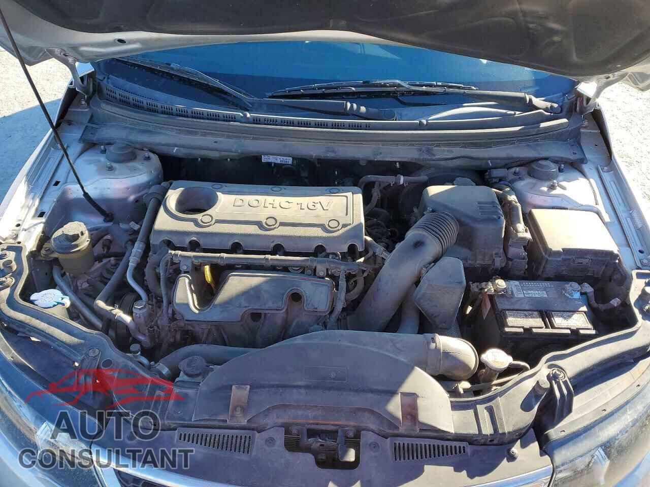 KIA FORTE 2013 - KNAFW5A32D5690094