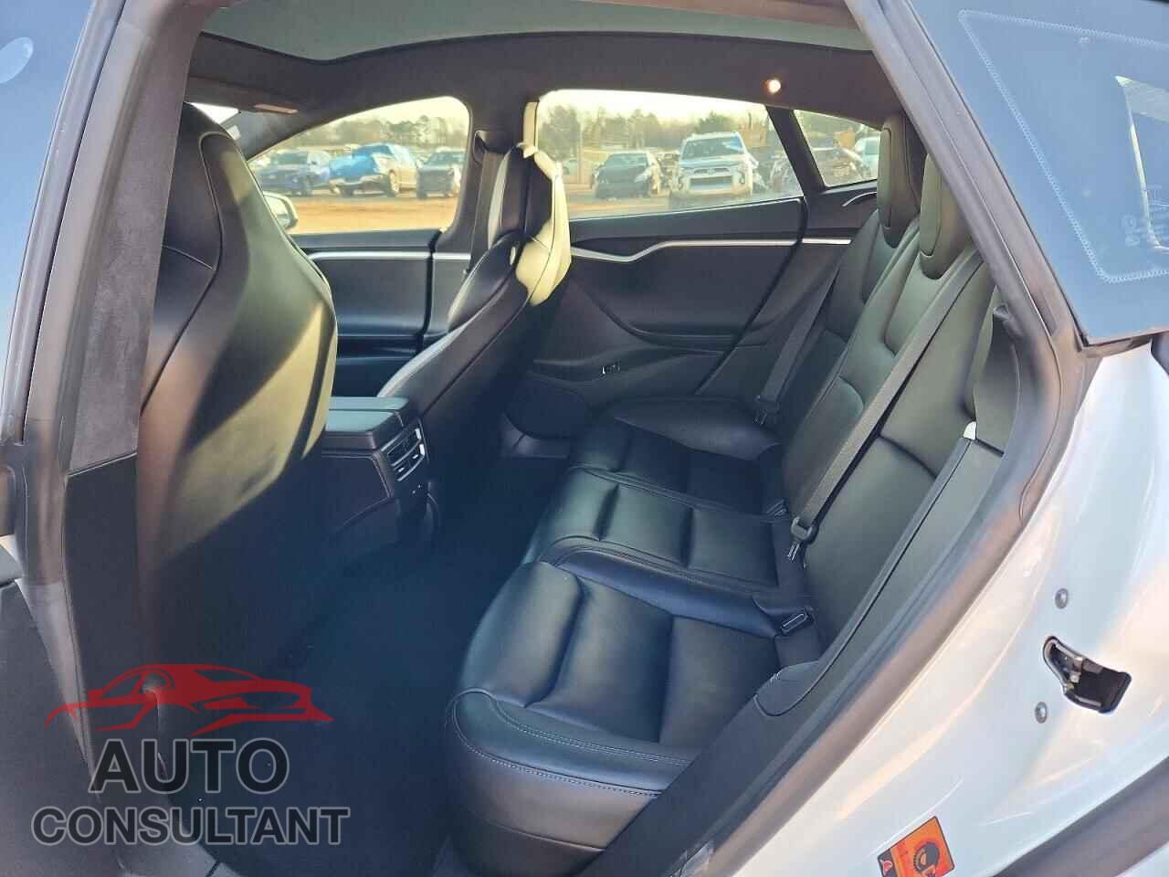 TESLA MODEL S 2018 - 5YJSA1E47JF248191