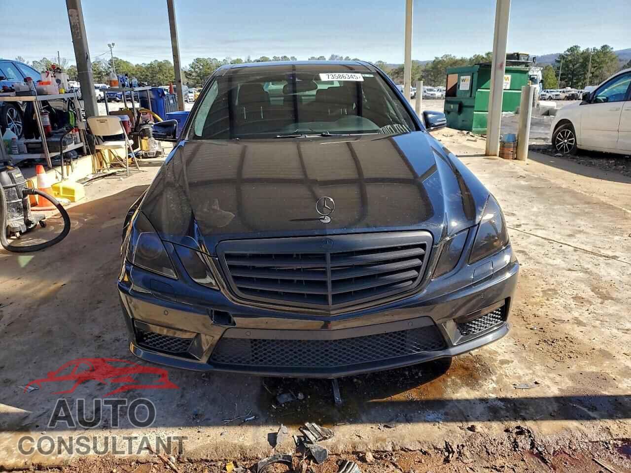MERCEDES-BENZ E-CLASS 2011 - WDDHF7HB5BA285426
