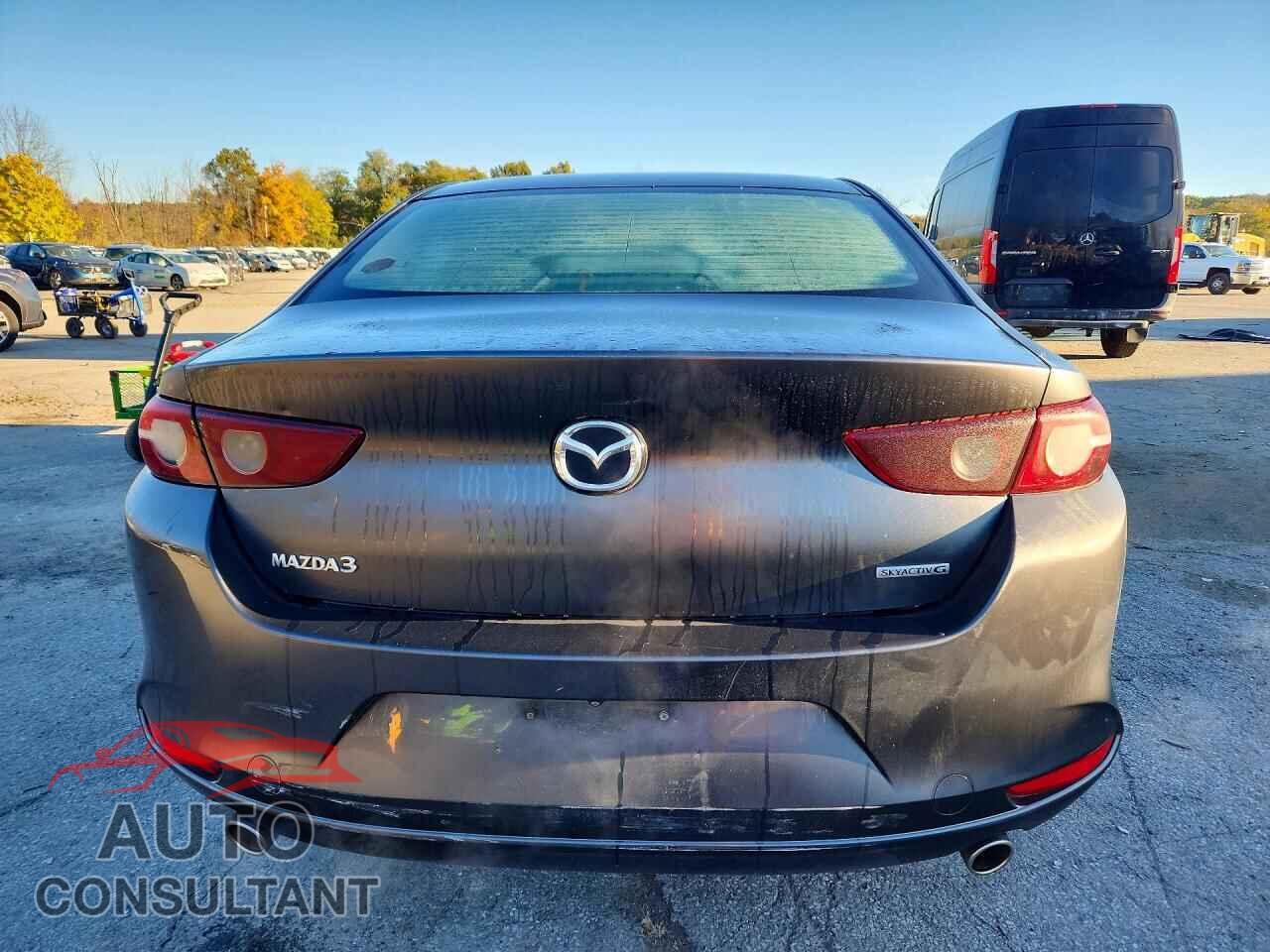 MAZDA 3 2019 - JM1BPACL5K1108031