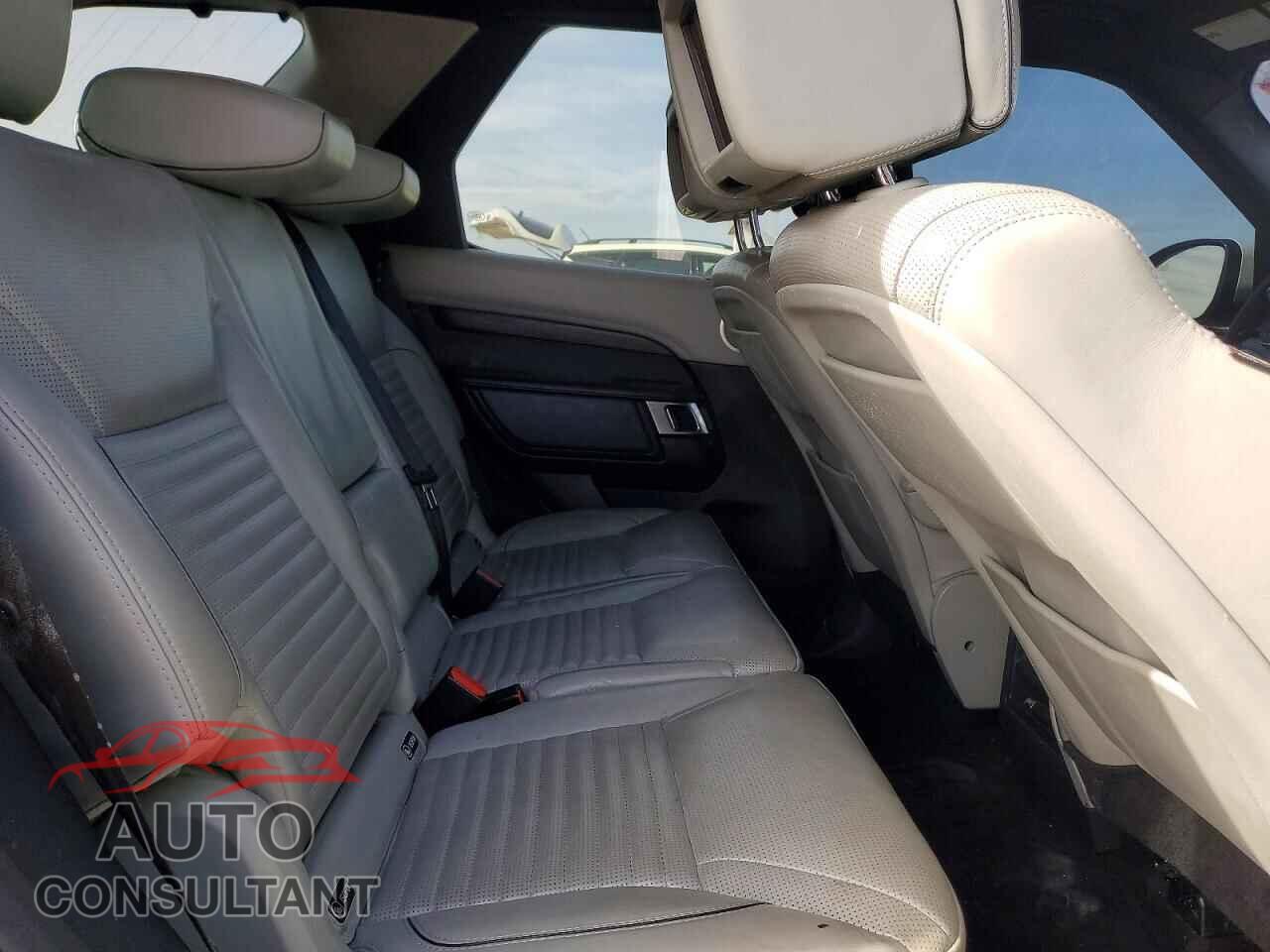 LAND ROVER DISCOVERY 2017 - SALRHBBV4HA041413