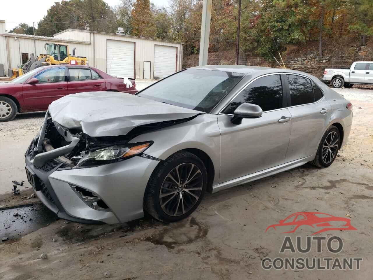 TOYOTA CAMRY 2018 - 4T1B11HK0JU501364