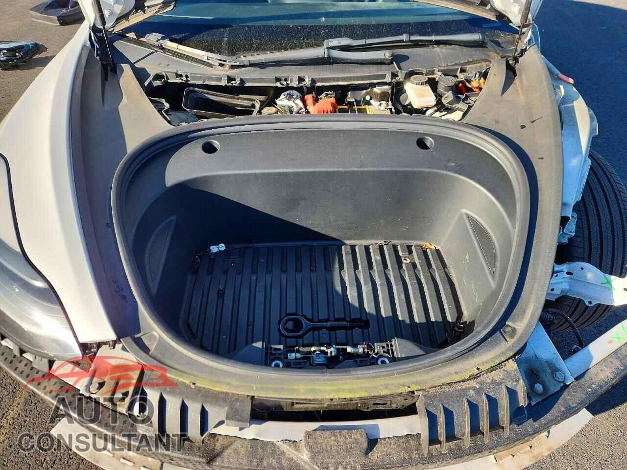 TESLA MODEL 3 2021 - 5YJ3E1EA6MF098464