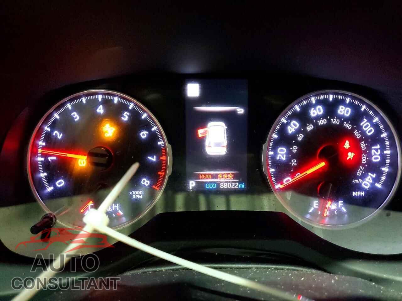 TOYOTA RAV4 2019 - JTMP1RFVXKD029407