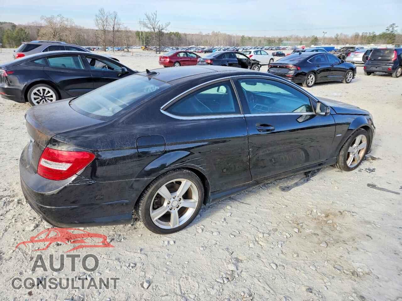 MERCEDES-BENZ C-CLASS 2012 - WDDGJ4HB4CF743504