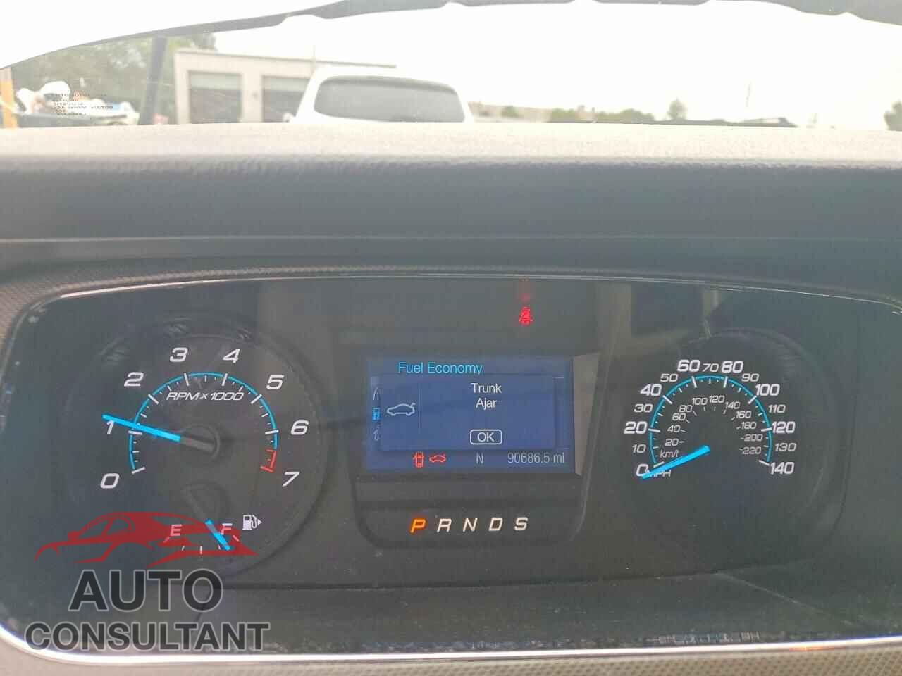FORD TAURUS 2017 - 1FAHP2D88HG130420