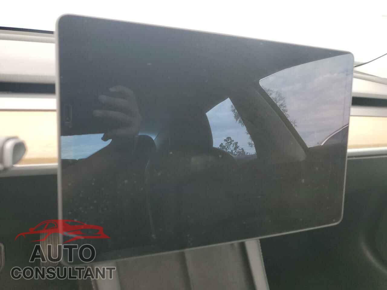 TESLA MODEL 3 2022 - 5YJ3E1EA1NF187621