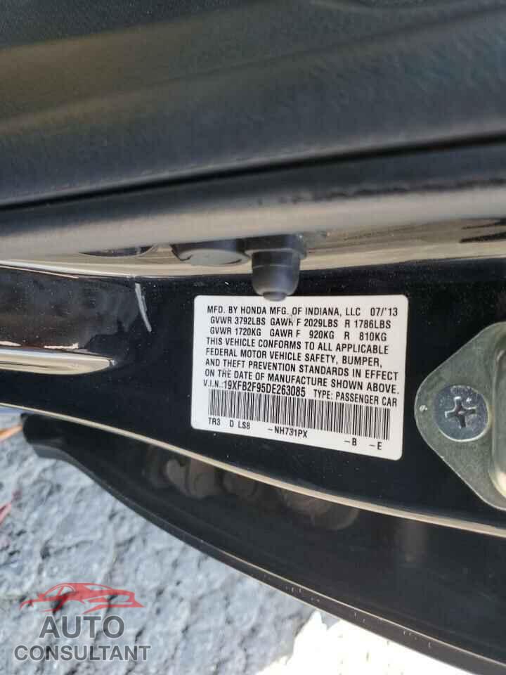 HONDA CIVIC 2013 - 19XFB2F95DE263085