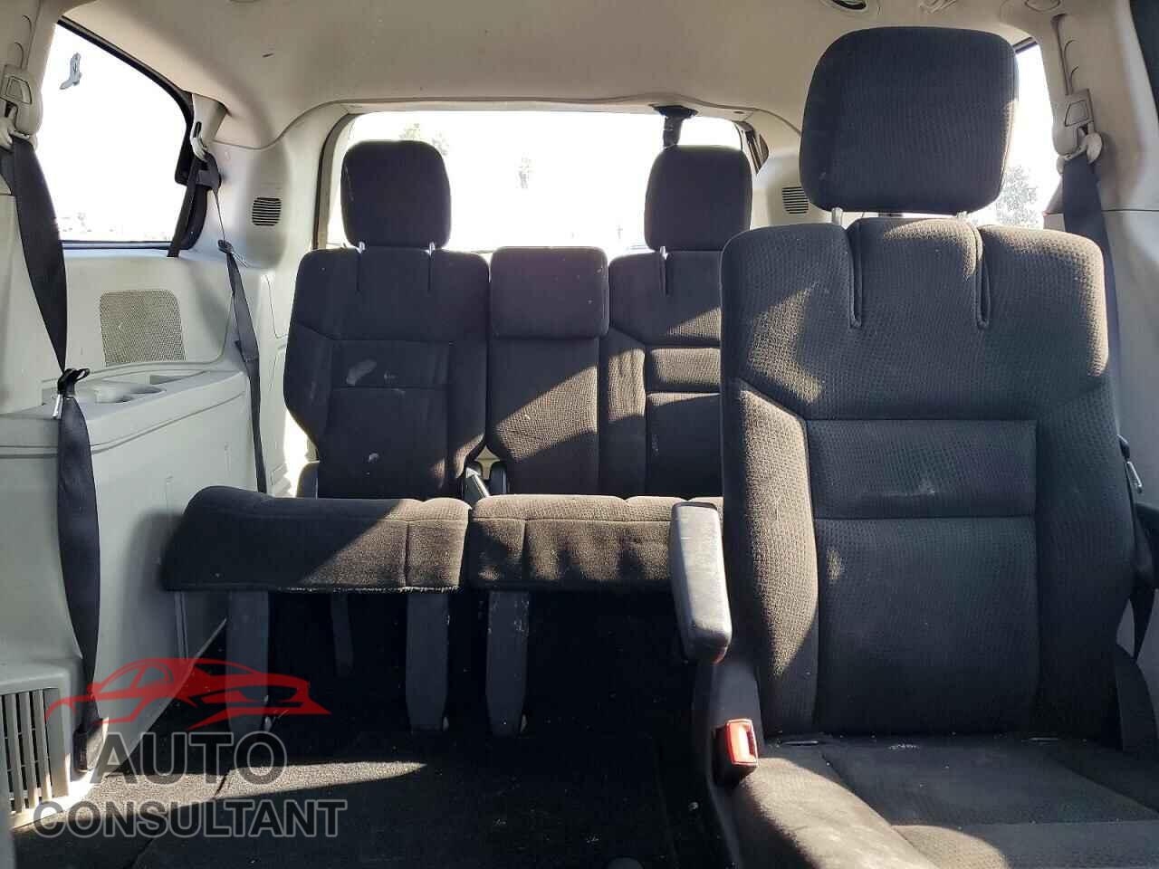 DODGE CARAVAN 2015 - 2C4RDGCG3FR564348