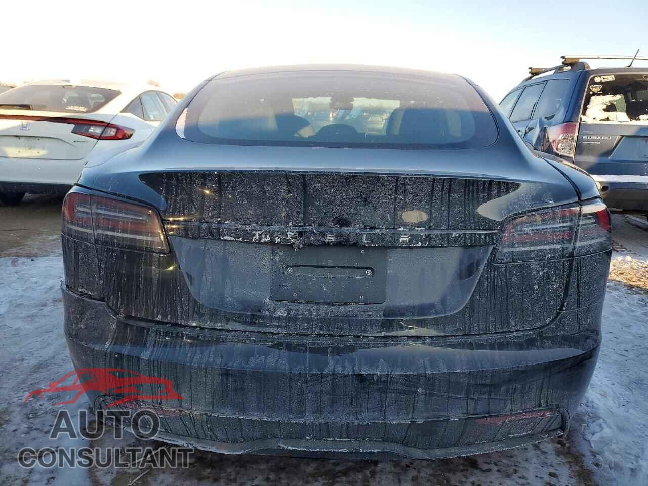 TESLA MODEL S 2025 - 5YJSA1E59SF549085